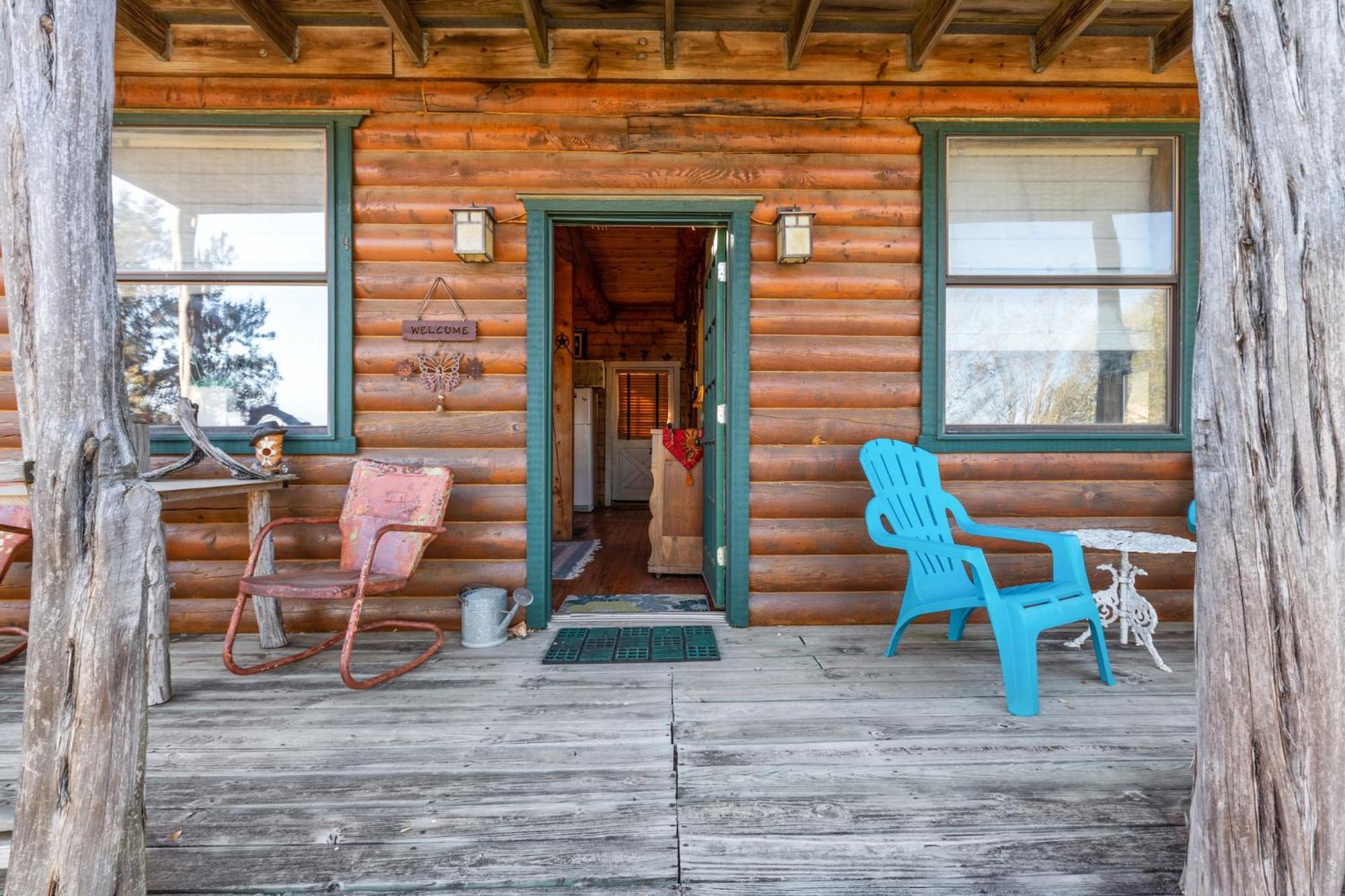 Mighty Oak Log Cabin Fredericksburg Exterior photo